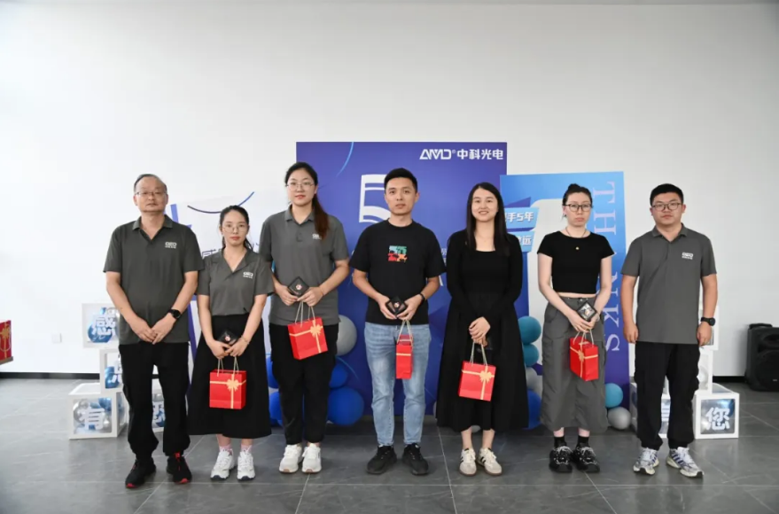 http://www.sf965.cn/Upload/ueditor/1728436100280344.png
