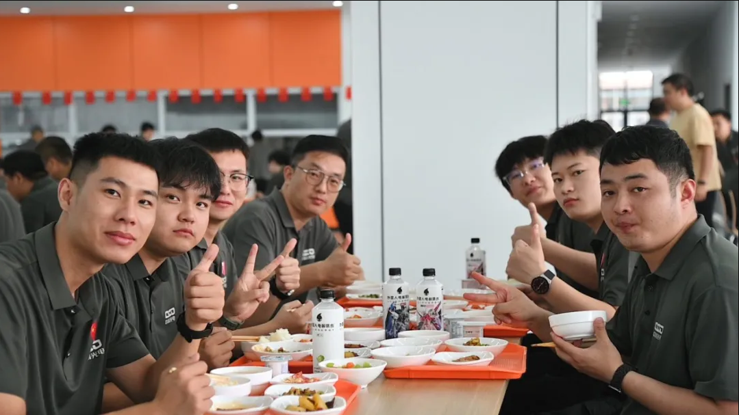 http://www.sf965.cn/Upload/ueditor/1728438394774860.png